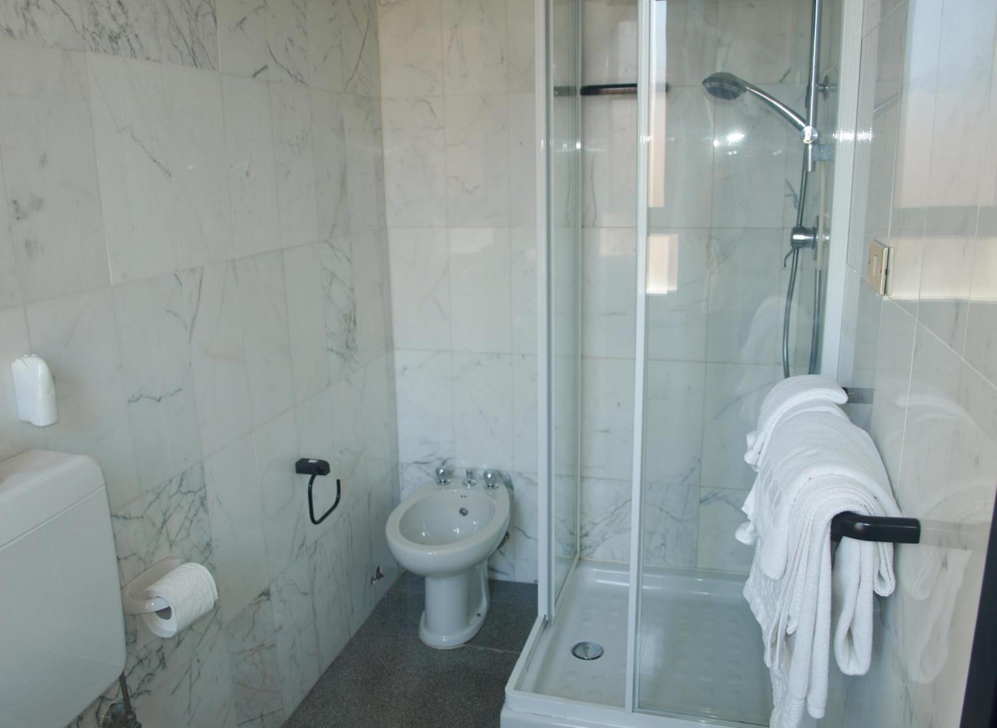 Hotel La Conchiglia La Maddalena  Phòng bức ảnh