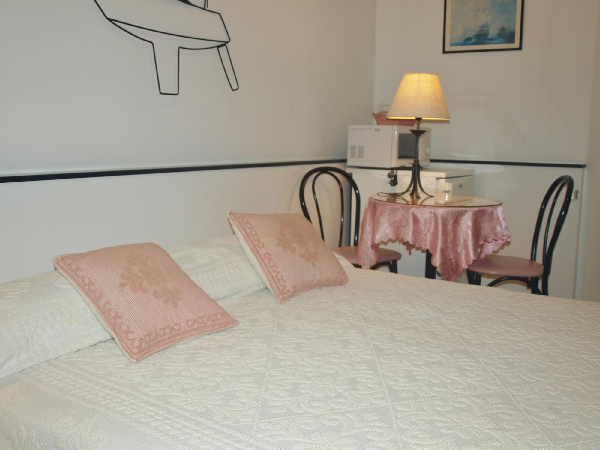Hotel La Conchiglia La Maddalena  Phòng bức ảnh