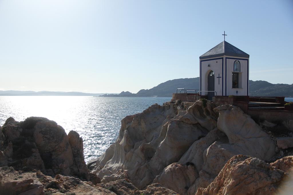 Hotel La Conchiglia La Maddalena  Ngoại thất bức ảnh