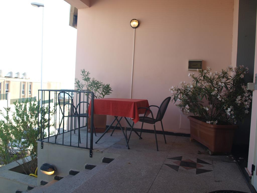 Hotel La Conchiglia La Maddalena  Ngoại thất bức ảnh