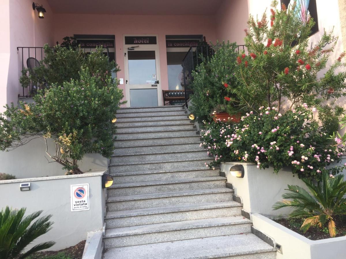 Hotel La Conchiglia La Maddalena  Ngoại thất bức ảnh
