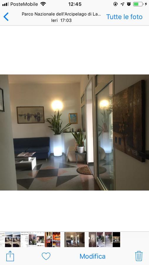 Hotel La Conchiglia La Maddalena  Ngoại thất bức ảnh